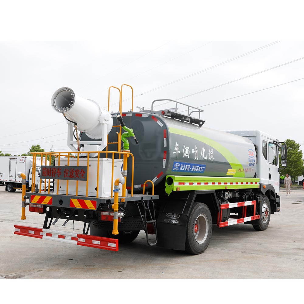 Water Tank Truck Image